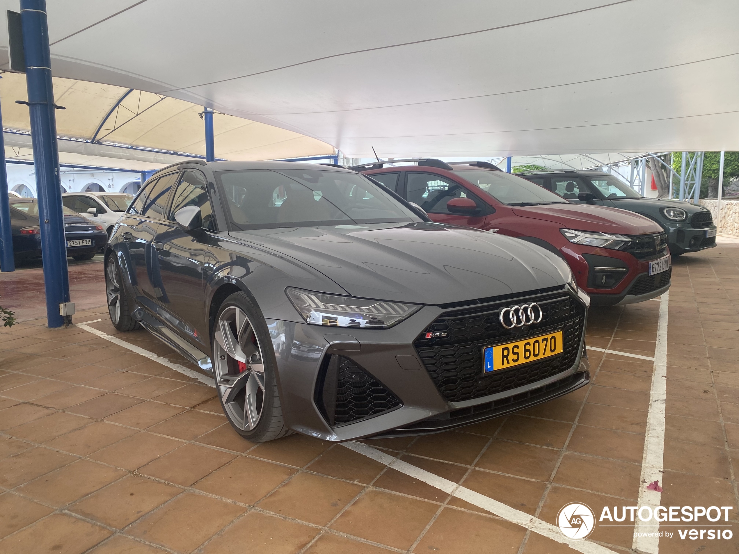 Audi RS6 Avant C8