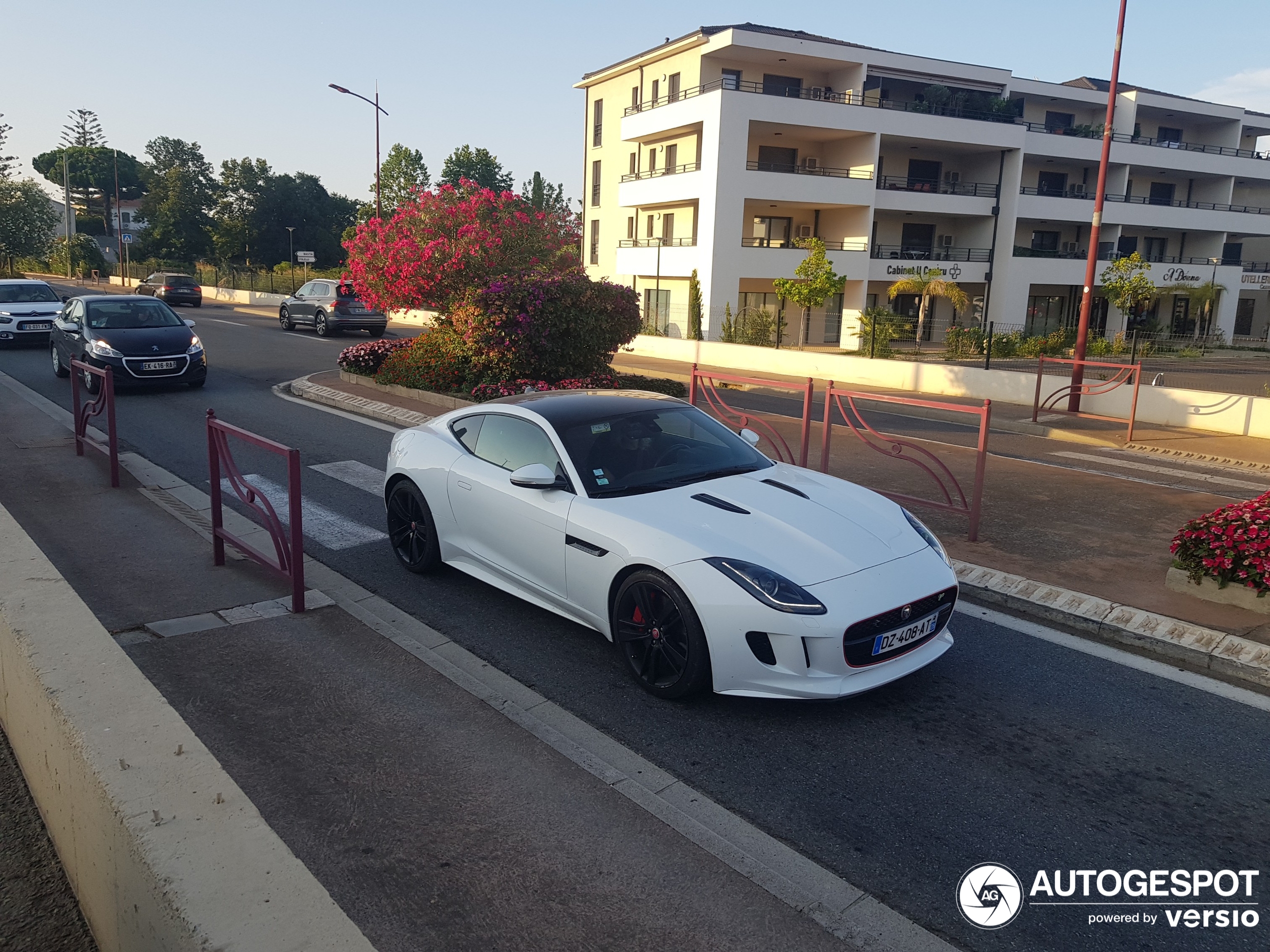 Jaguar F-TYPE R Coupé