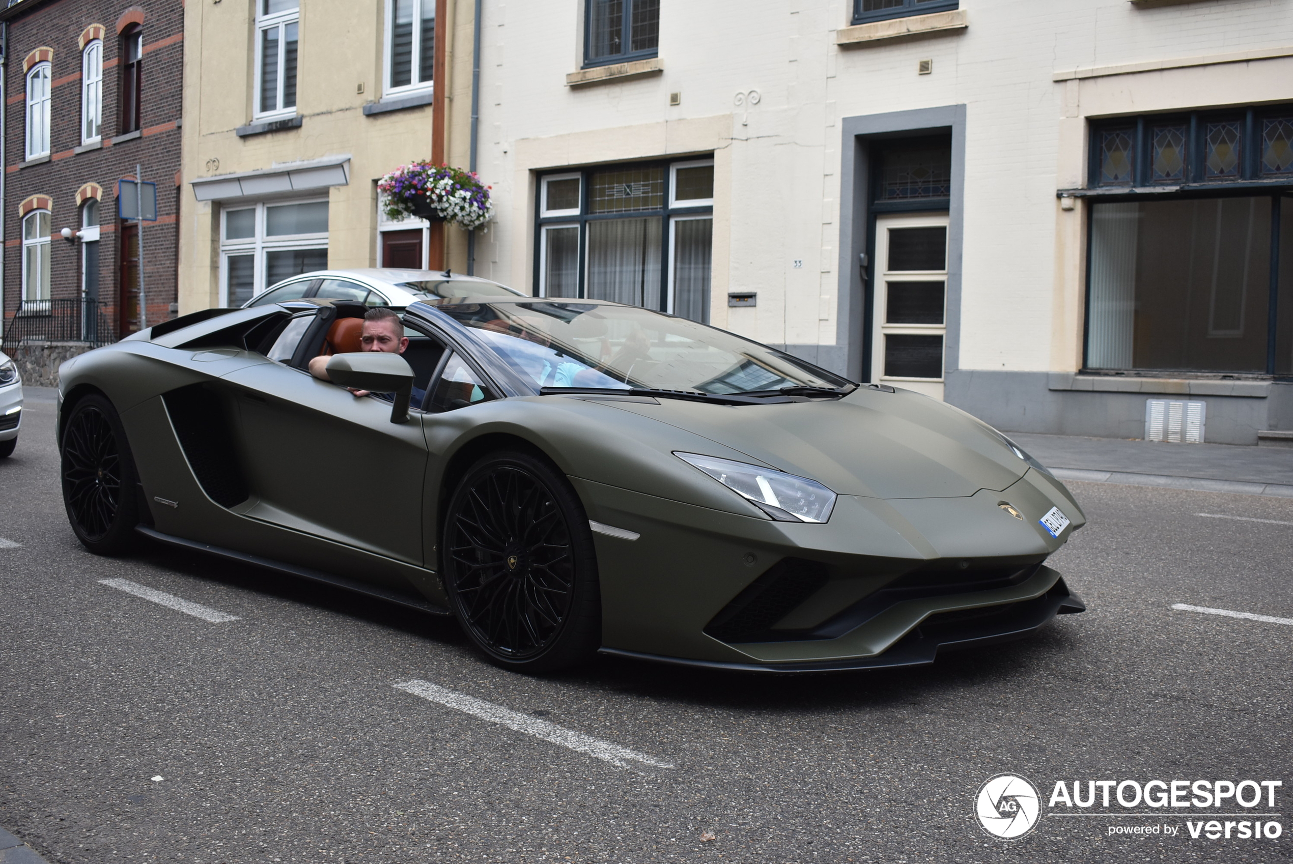 Lamborghini Aventador S LP740-4 Roadster