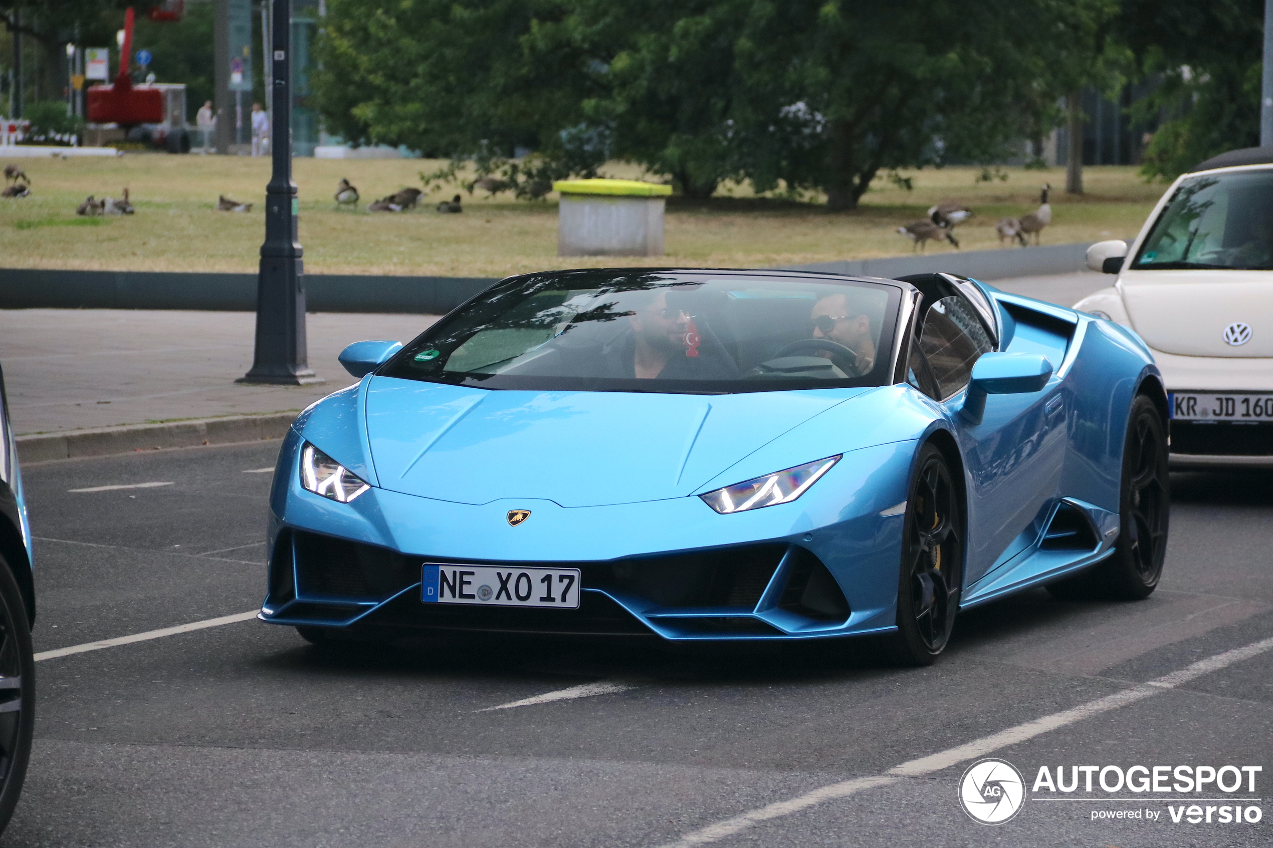 Lamborghini Huracán LP640-4 EVO Spyder