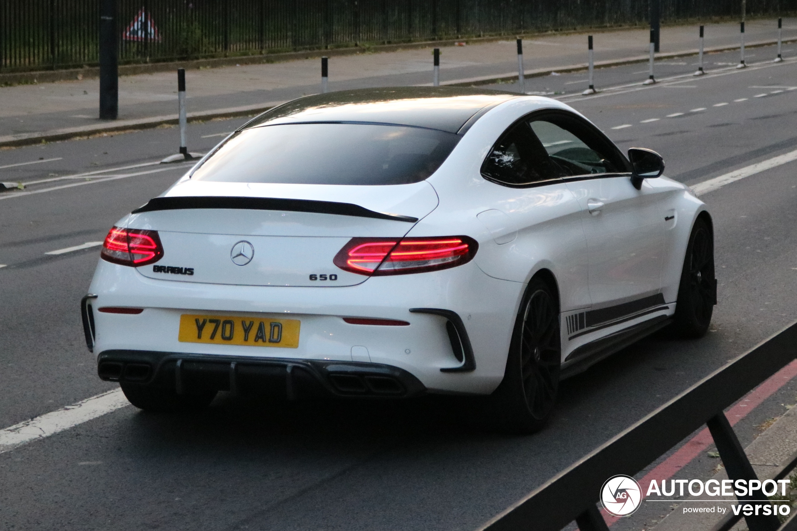 Mercedes-AMG Brabus C B40S-650 C205