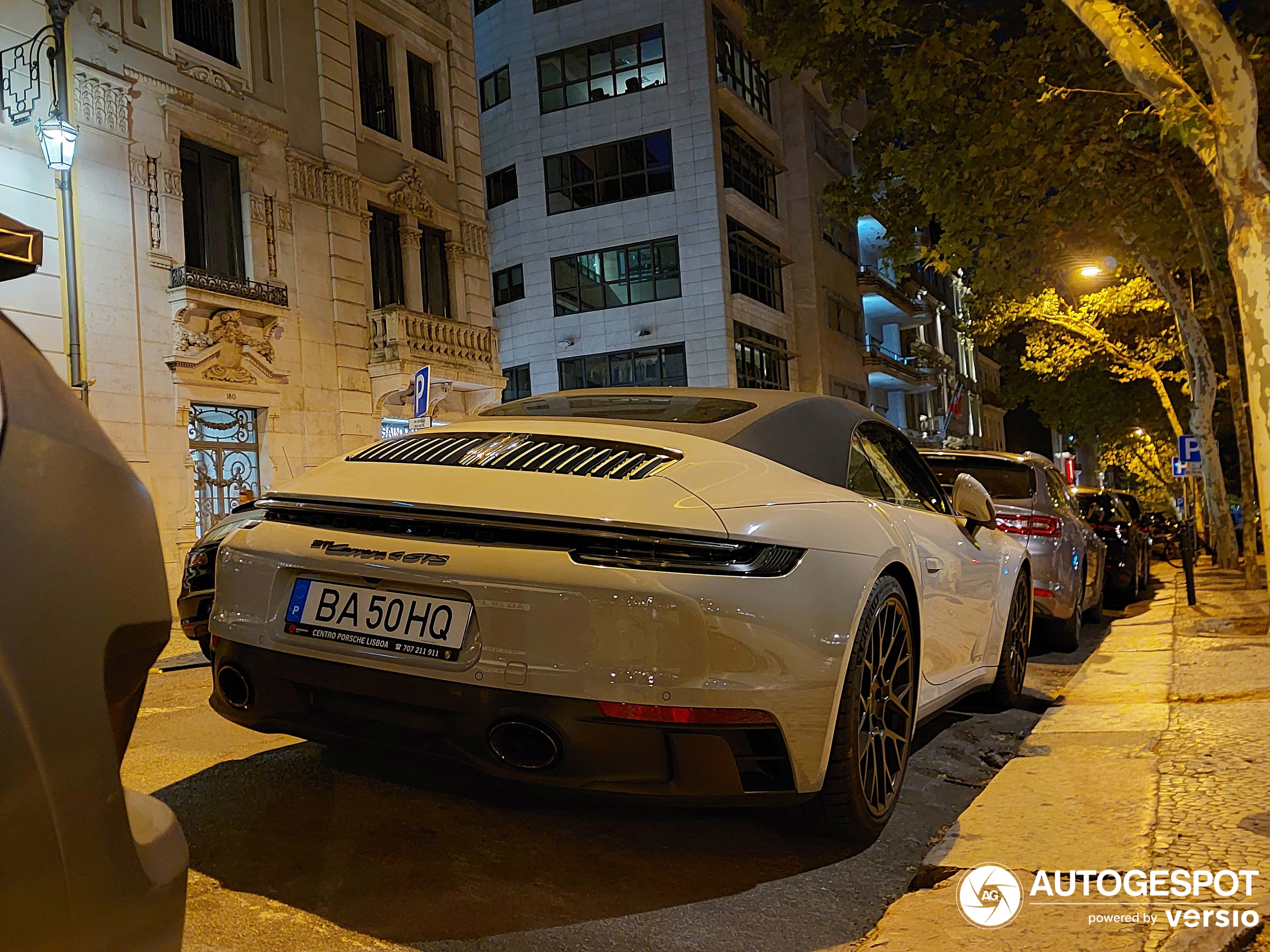 Porsche 992 Carrera 4 GTS Cabriolet