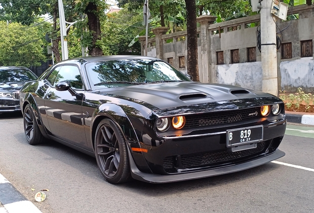 Dodge Challenger SRT Hellcat Widebody