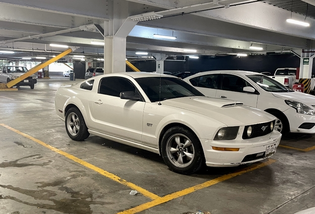 Ford Mustang GT