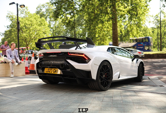 Lamborghini Huracán LP640-2 STO