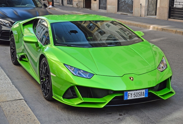 Lamborghini Huracán LP640-4 EVO