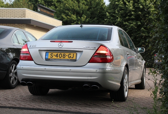 Mercedes-Benz E 55 AMG