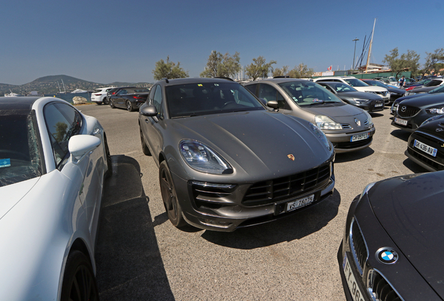 Porsche 95B Macan GTS