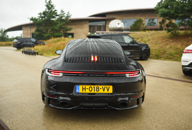 Porsche 992 Carrera 4S