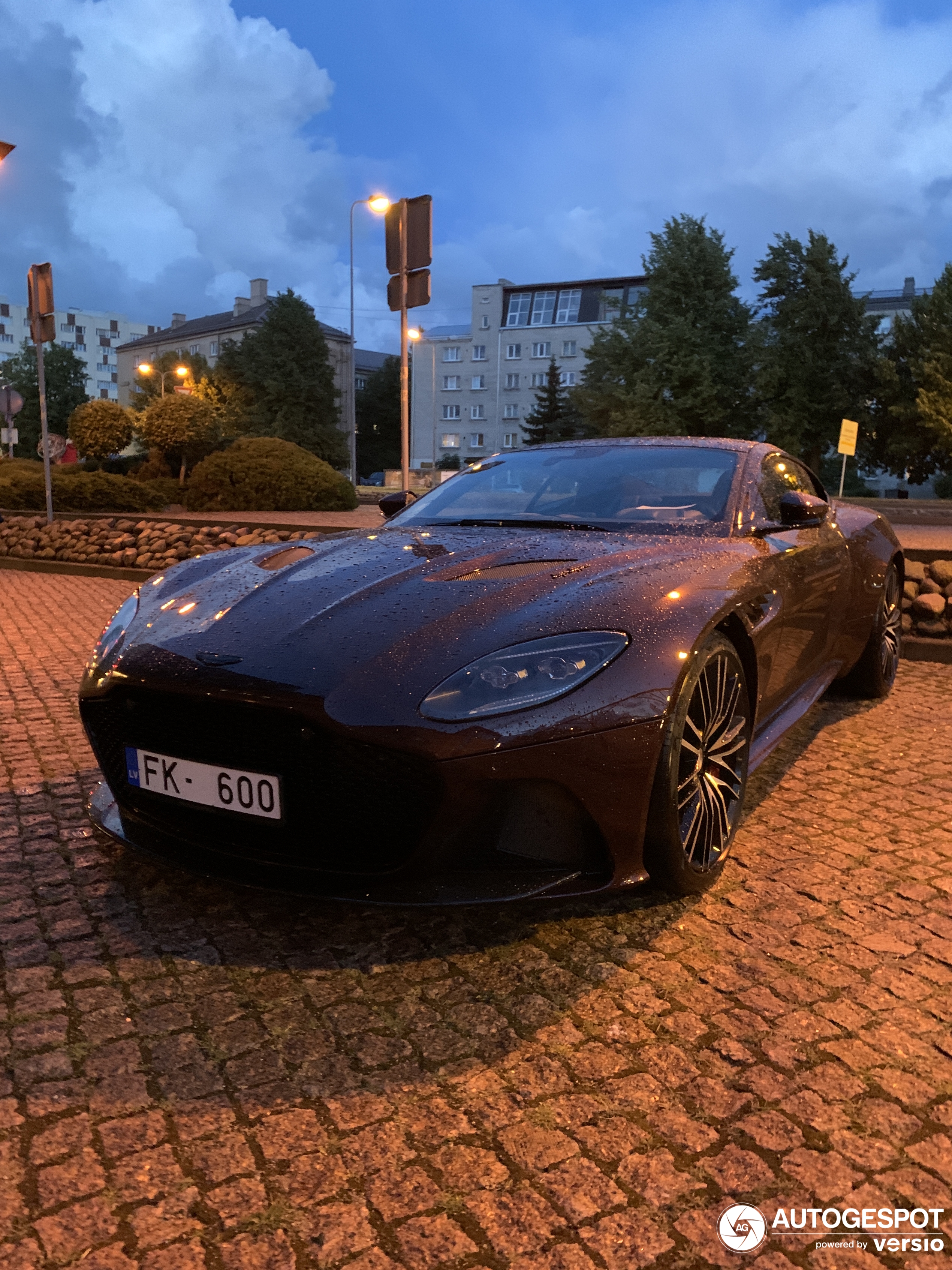 Aston Martin DBS Superleggera