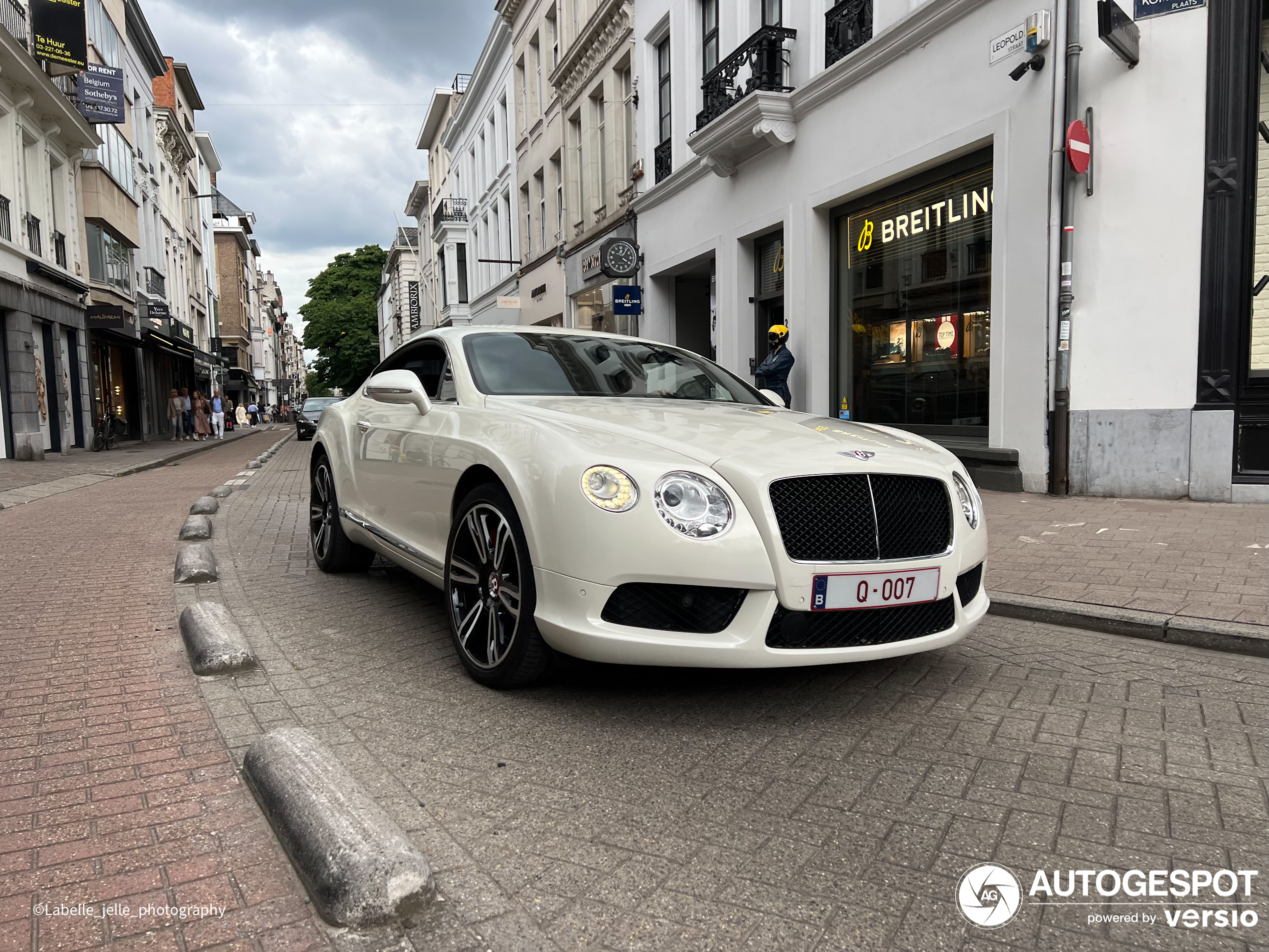 Bentley Continental GT V8