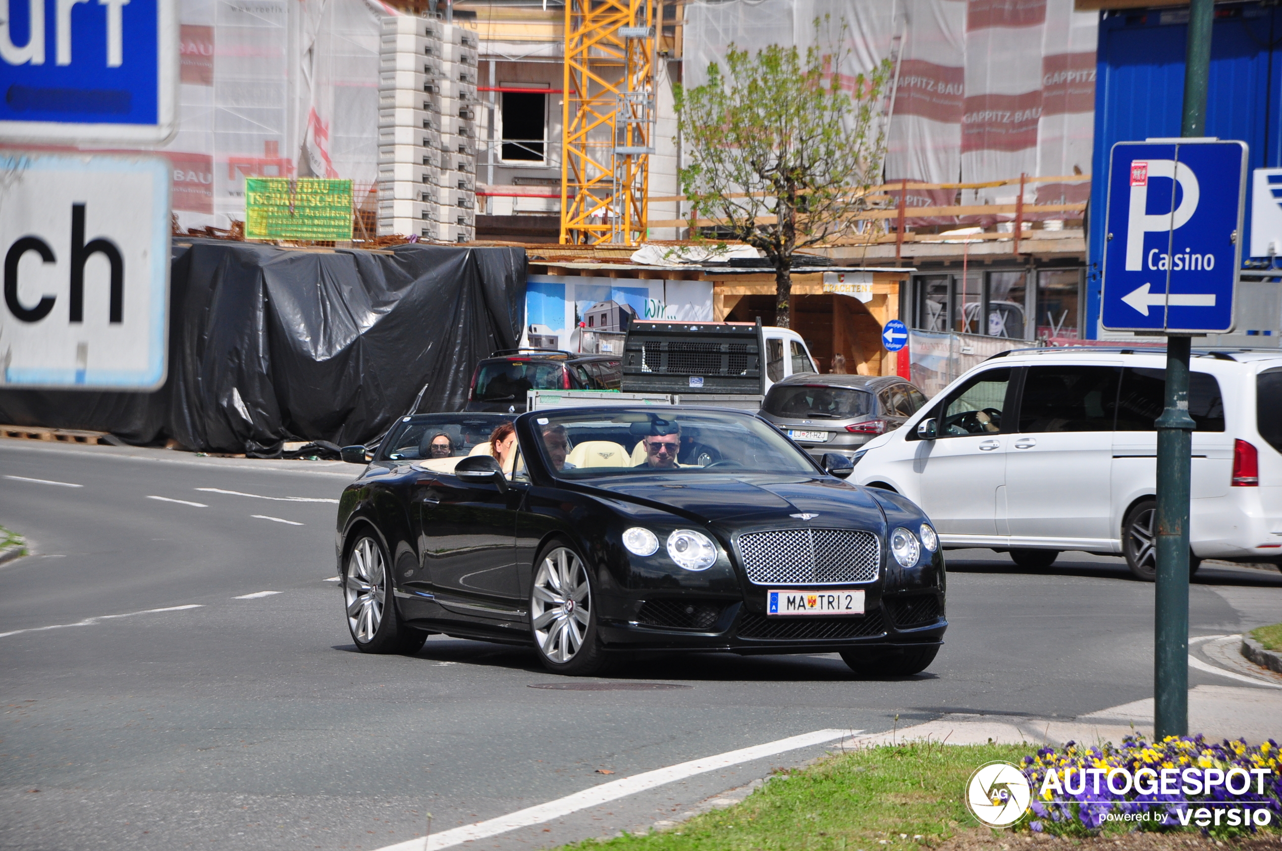 Bentley Continental GTC V8