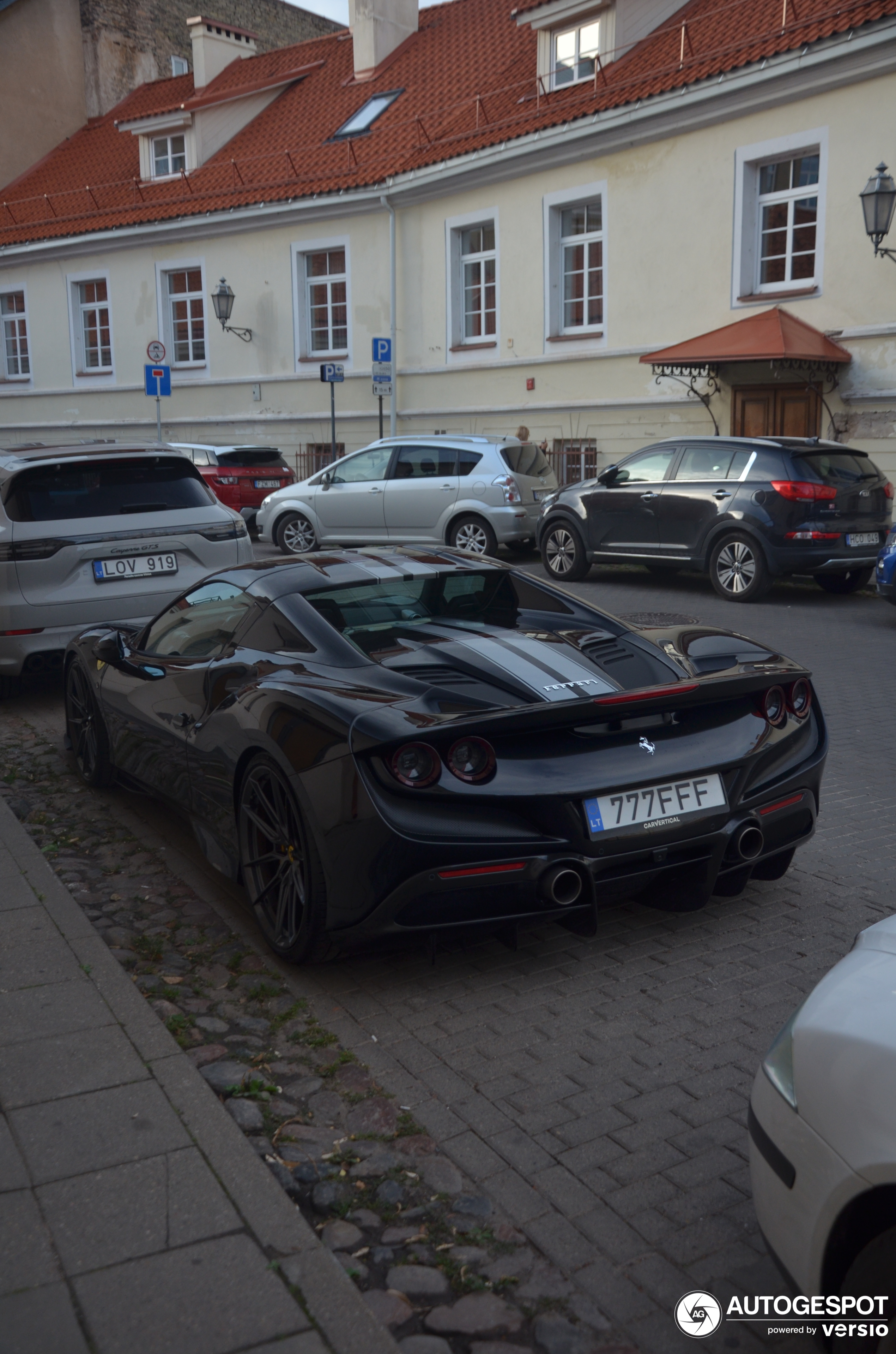 Ferrari F8 Spider Novitec Rosso