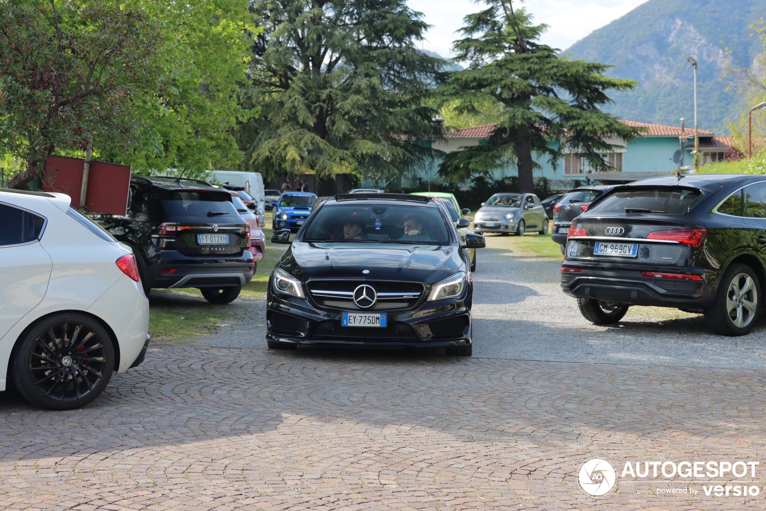 Mercedes-Benz CLA 45 AMG C117