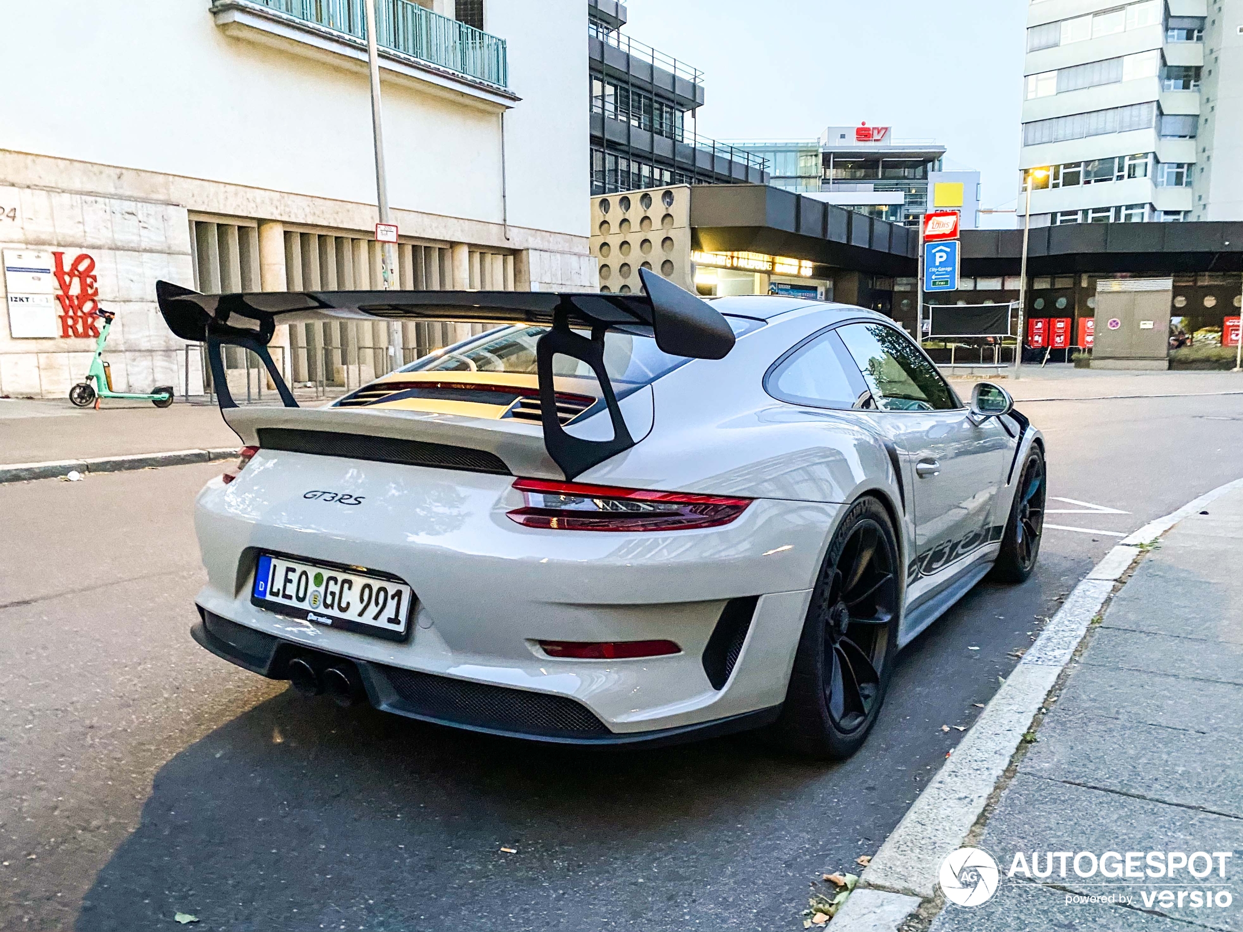 Porsche 991 GT3 RS MkII Weissach Package