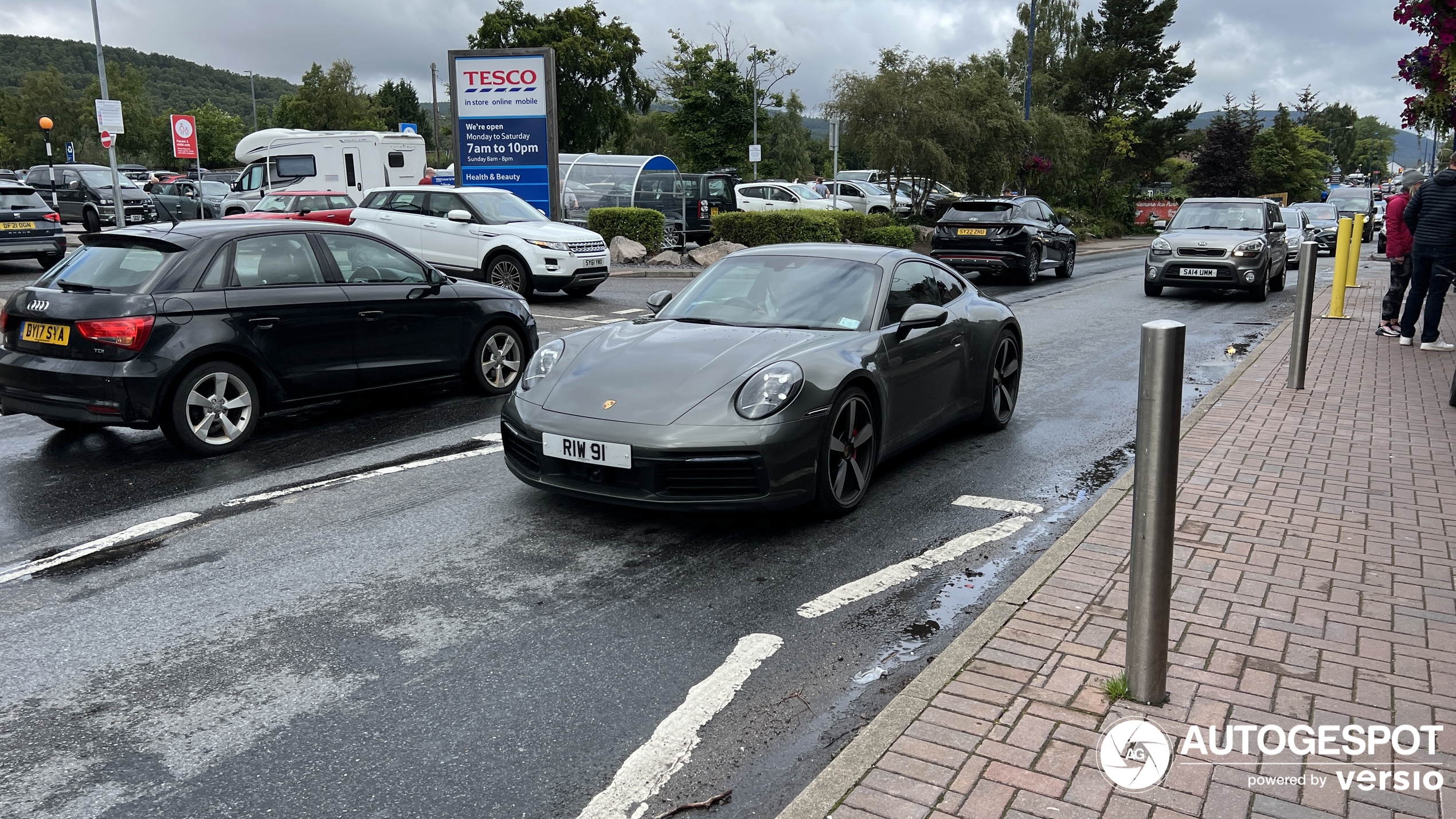 Porsche 992 Carrera 4S