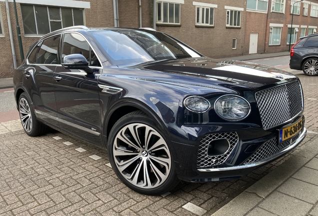 Bentley Bentayga Hybrid 2021