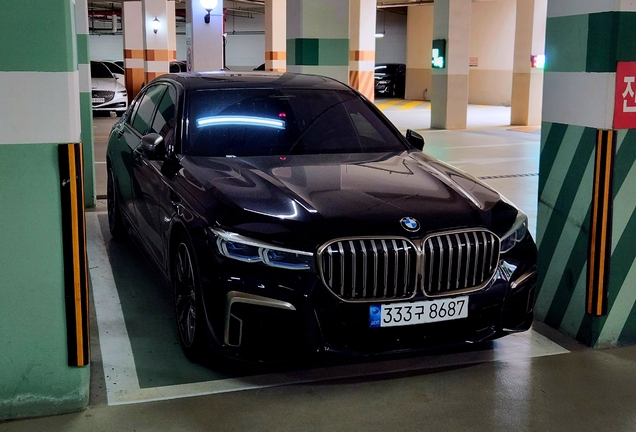 BMW M760Li xDrive 2019