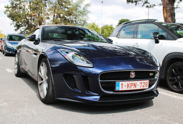 Jaguar F-TYPE S Convertible