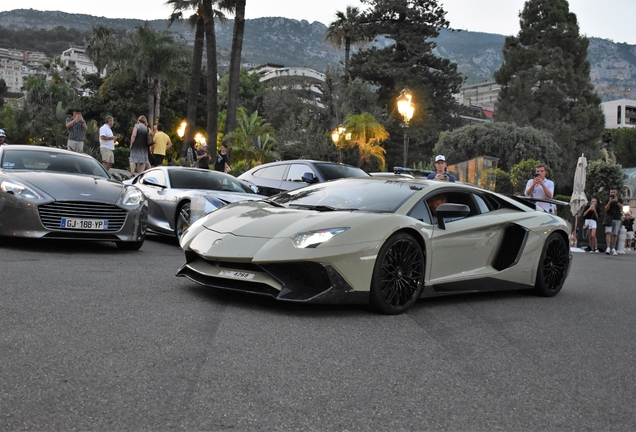 Lamborghini Aventador LP750-4 SuperVeloce