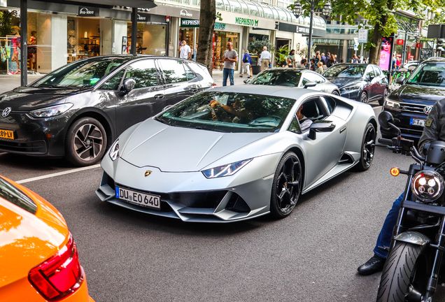 Lamborghini Huracán LP640-4 EVO