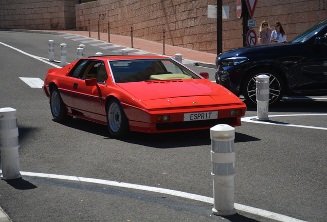 Lotus Esprit