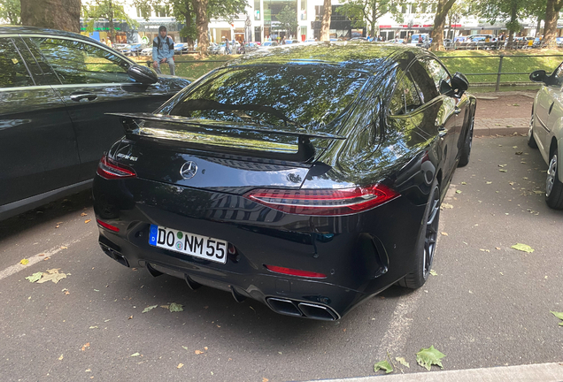 Mercedes-AMG GT 63 X290