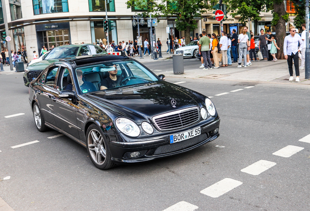 Mercedes-Benz E 55 AMG