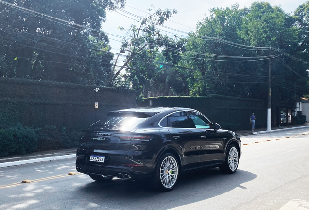 Porsche Cayenne Coupé Turbo S E-Hybrid