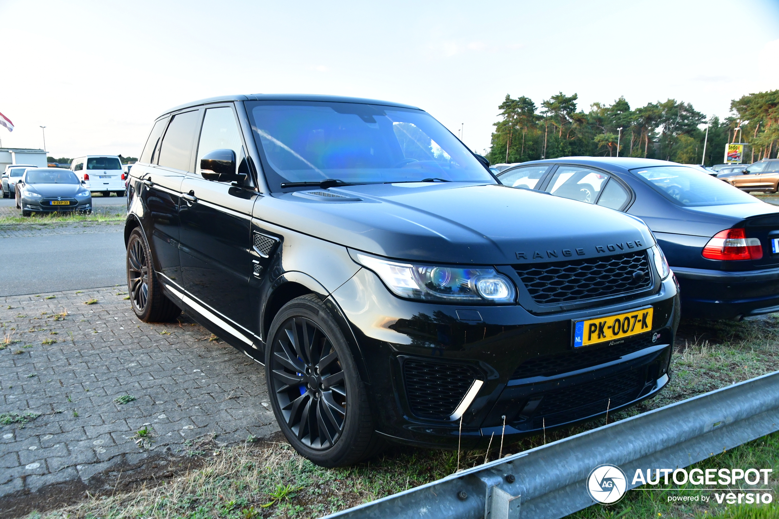 Land Rover Range Rover Sport SVR