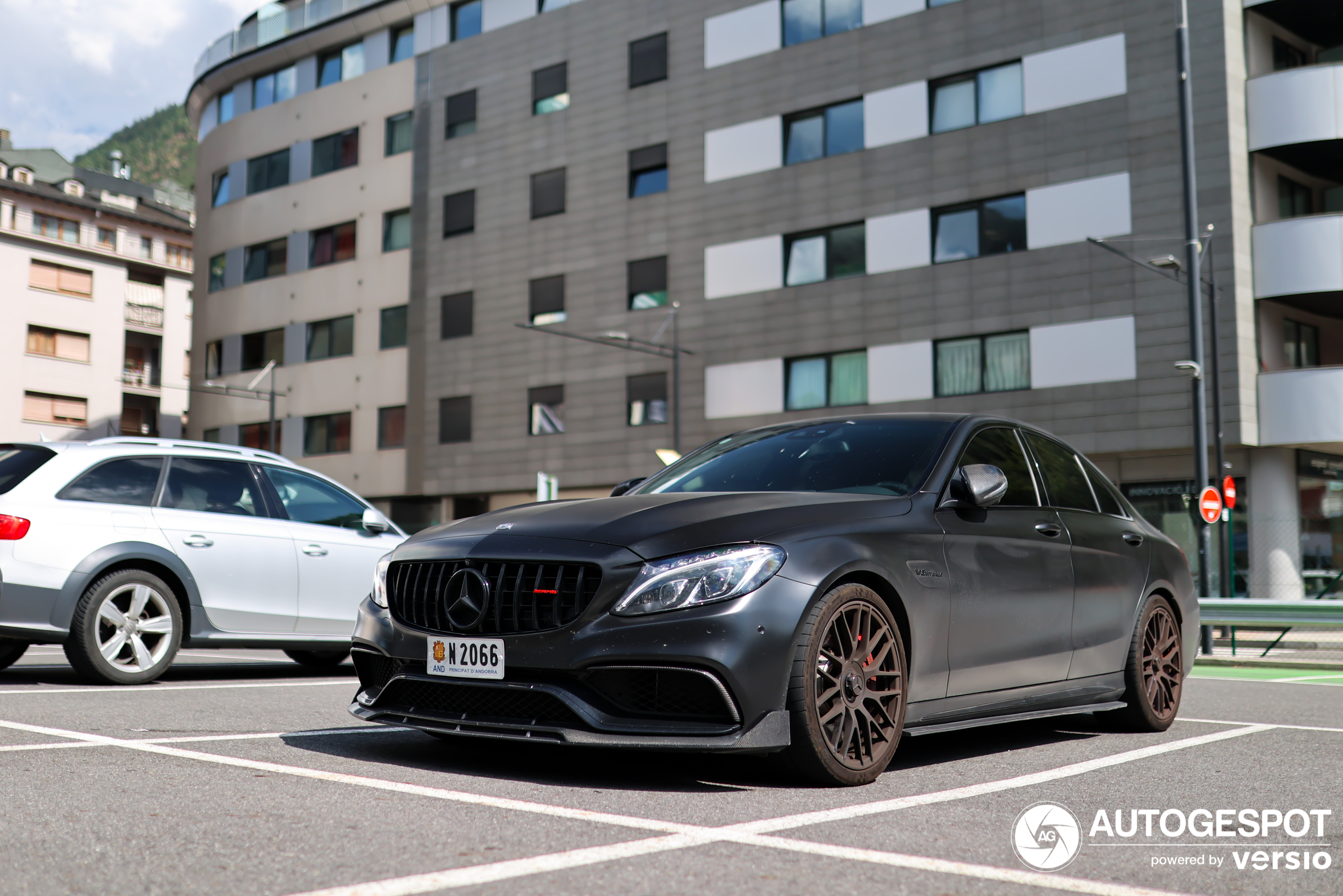 Mercedes-AMG Brabus C B40-600 W205