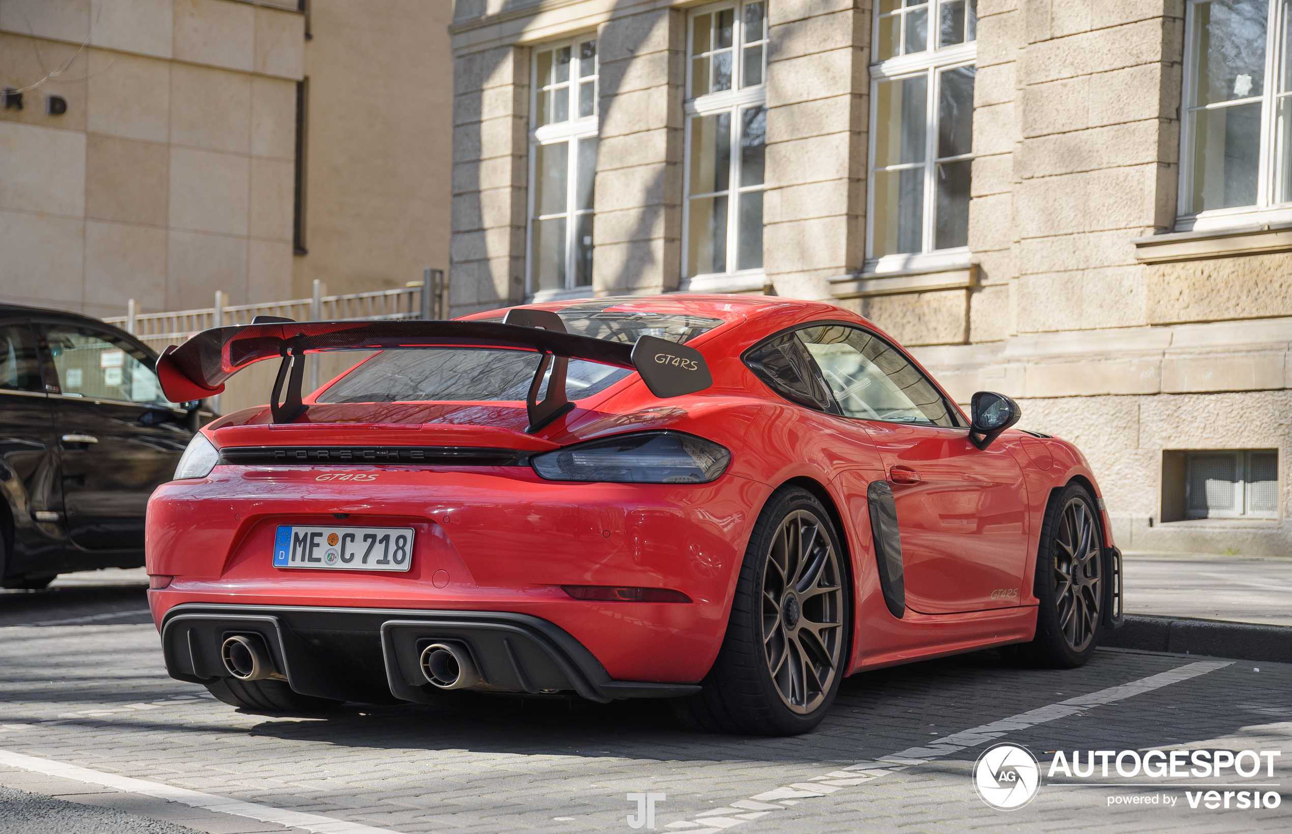 Porsche 718 Cayman GT4 RS Weissach Package