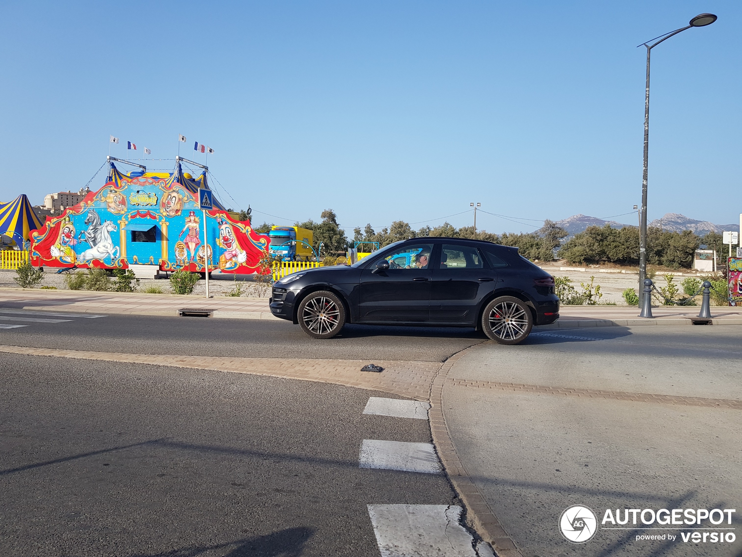 Porsche 95B Macan Turbo