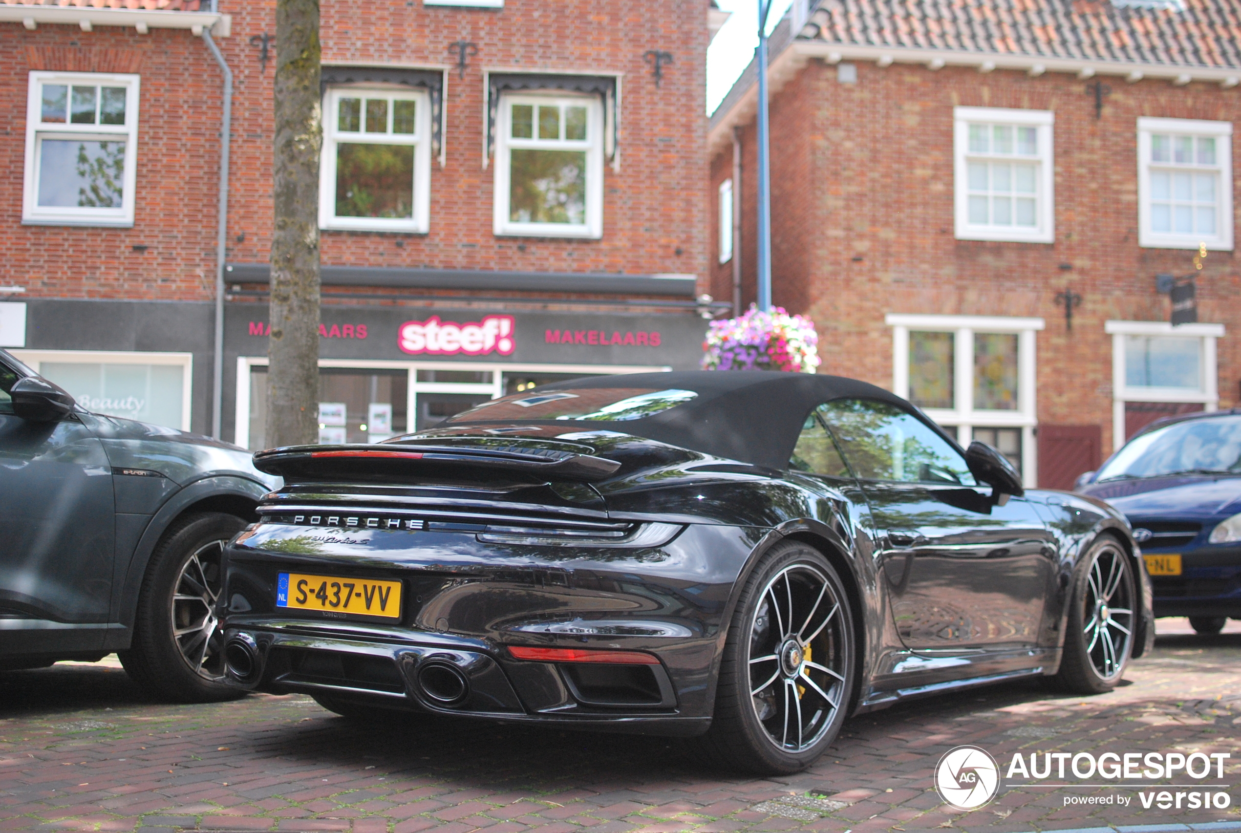 Porsche 992 Turbo S Cabriolet