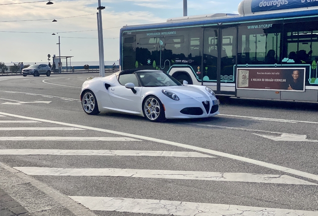 Alfa Romeo 4C Spider