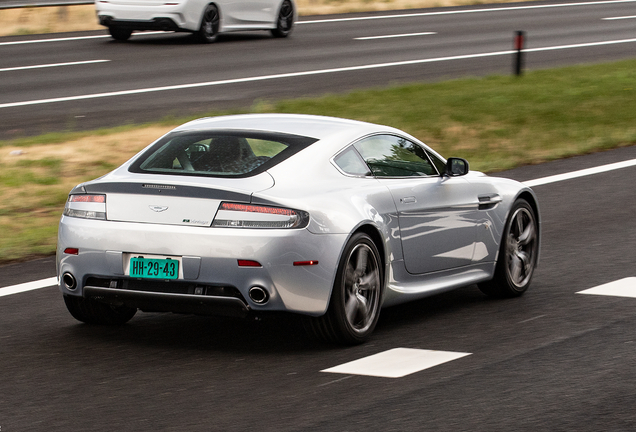 Aston Martin V8 Vantage N400