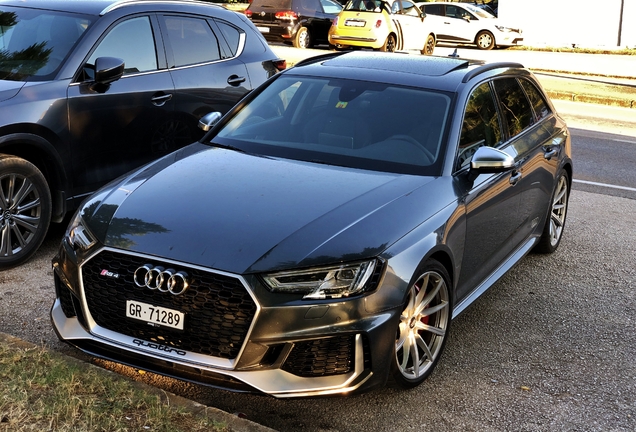 Audi RS4 Avant B9