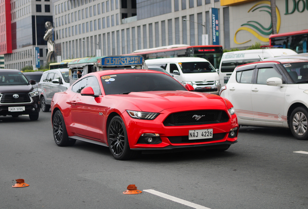 Ford Mustang GT 2015