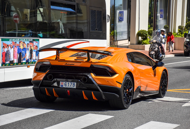 Lamborghini Huracán LP640-4 Performante