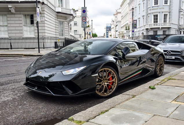 Lamborghini Huracán LP640-4 Performante