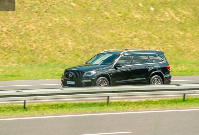 Mercedes-Benz GL 63 AMG X166