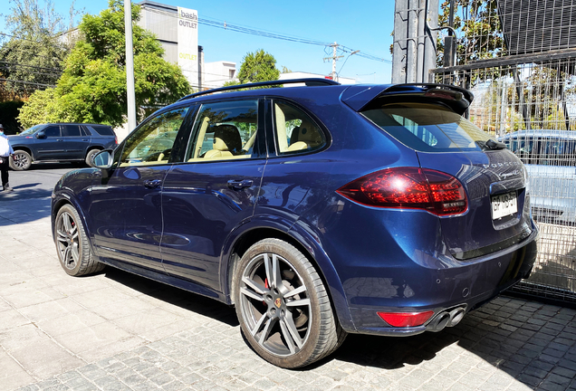 Porsche 958 Cayenne GTS