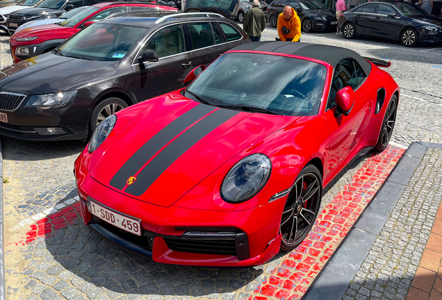 Porsche 992 Turbo Cabriolet