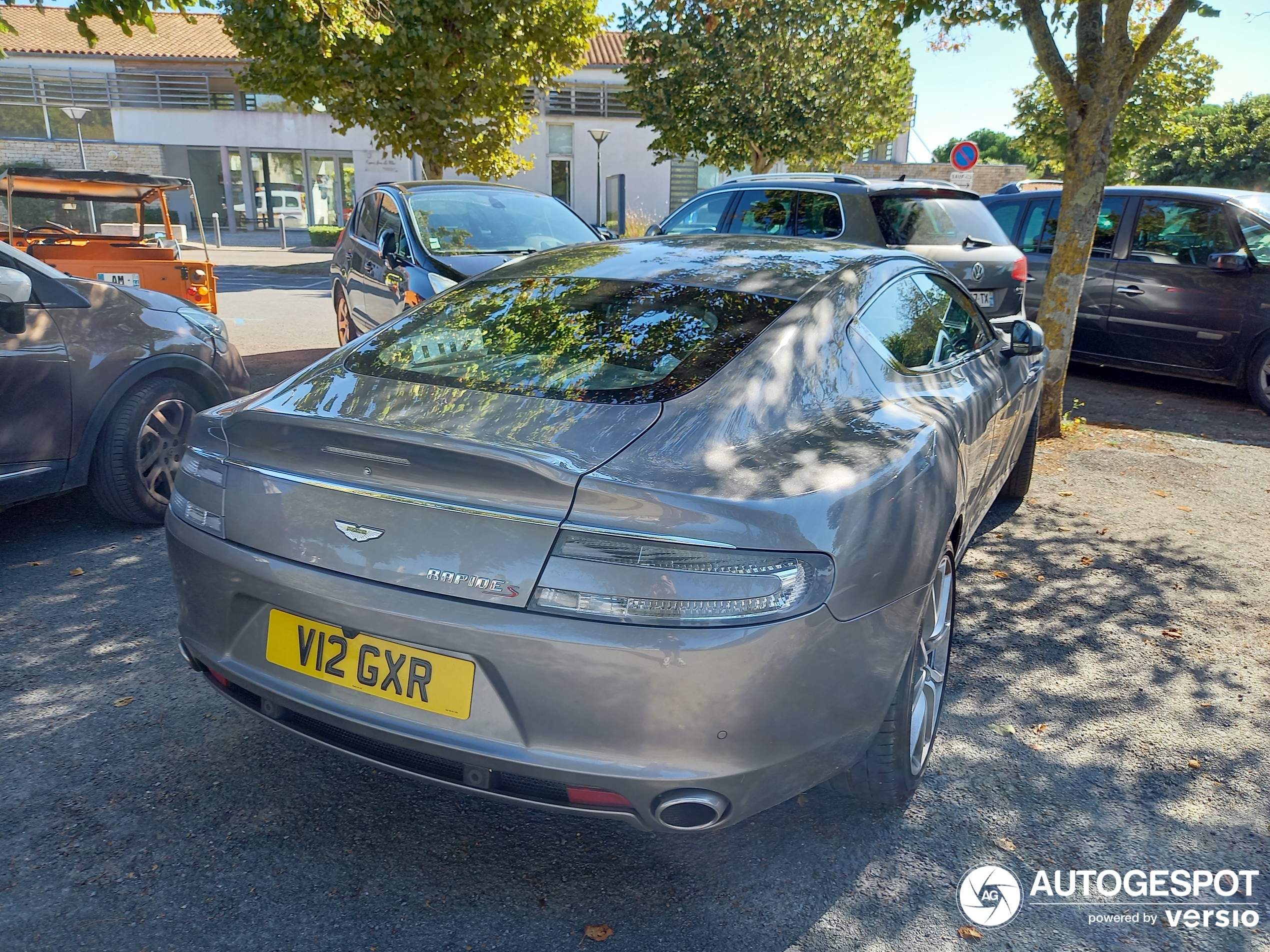 Aston Martin Rapide S