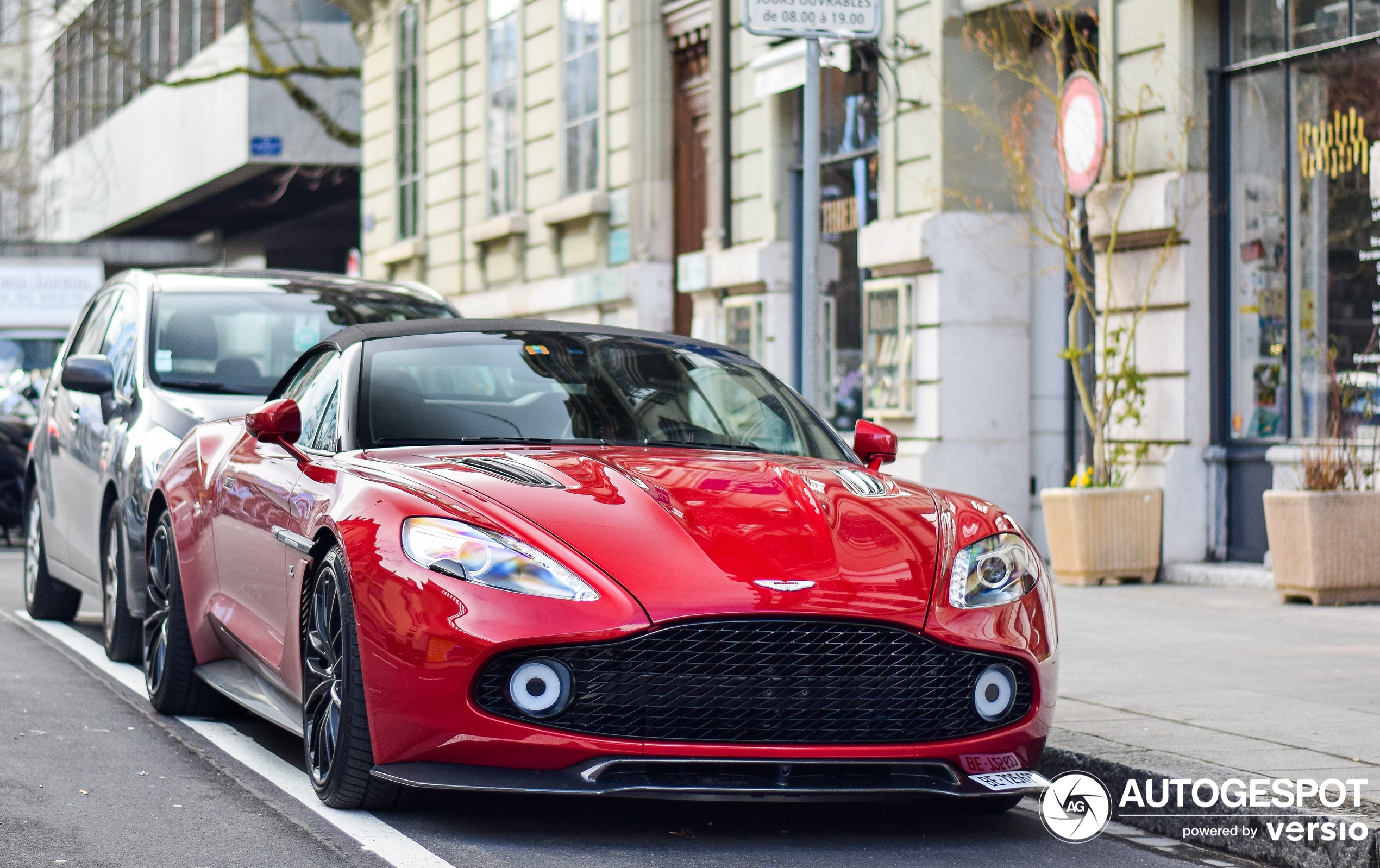 Aston Martin Vanquish Volante Zagato