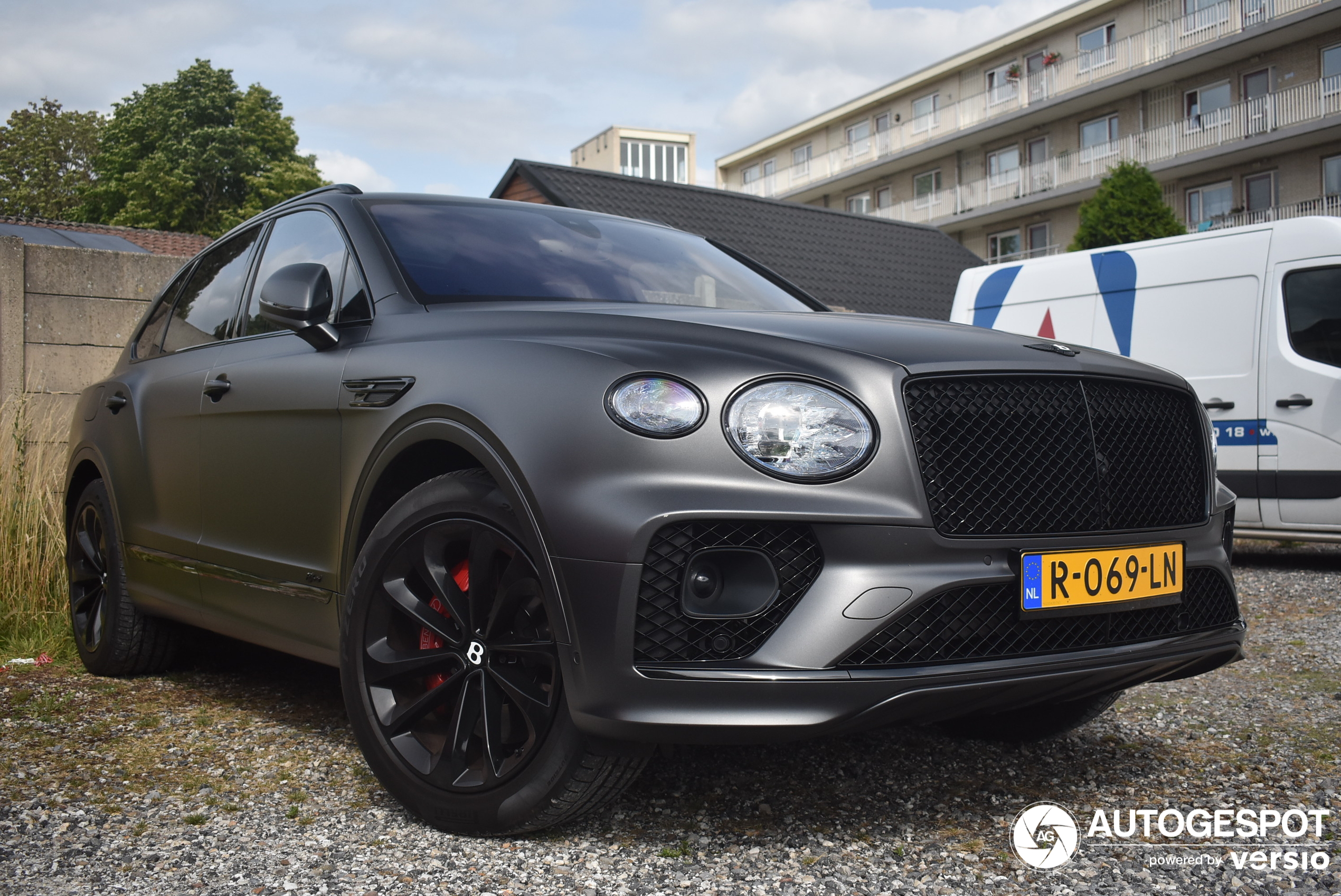 Bentley Bentayga Hybrid 2021