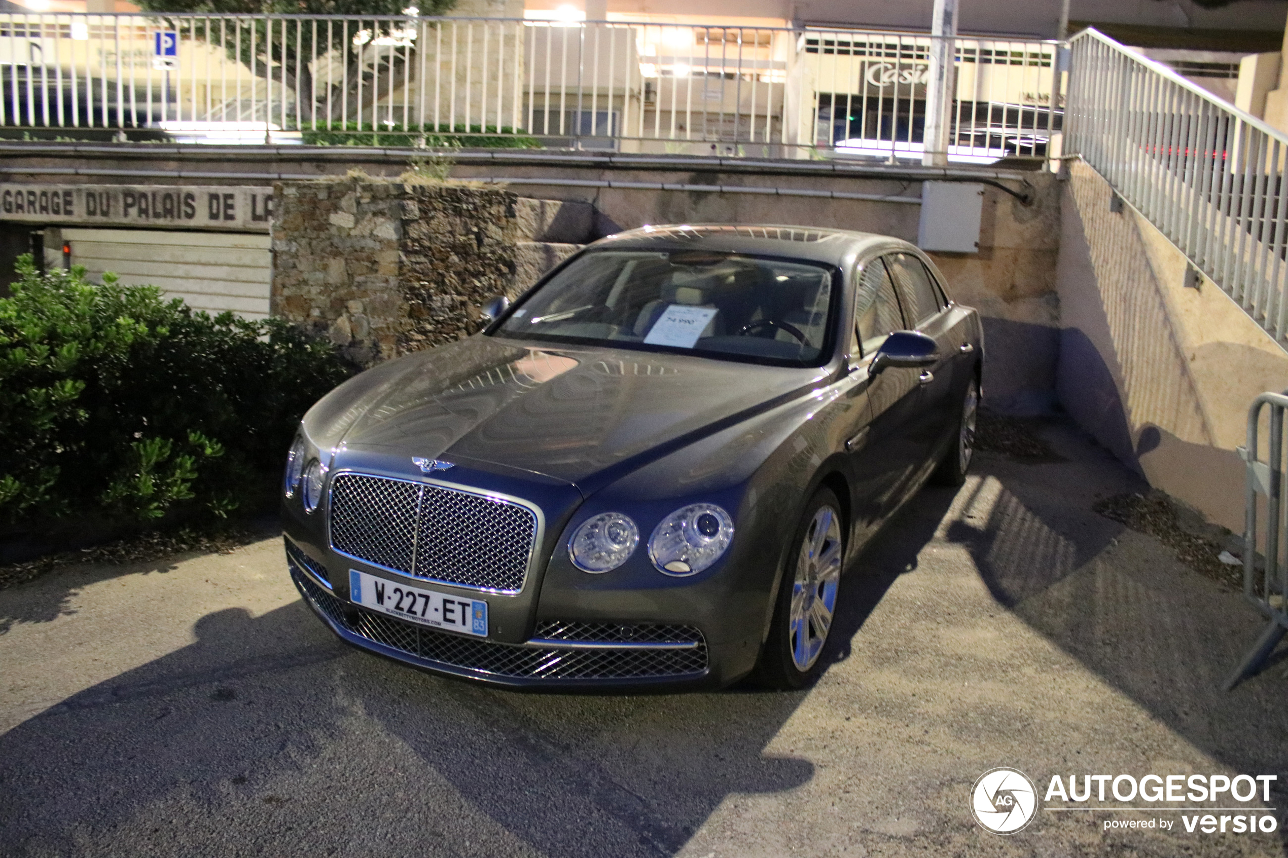 Bentley Flying Spur W12