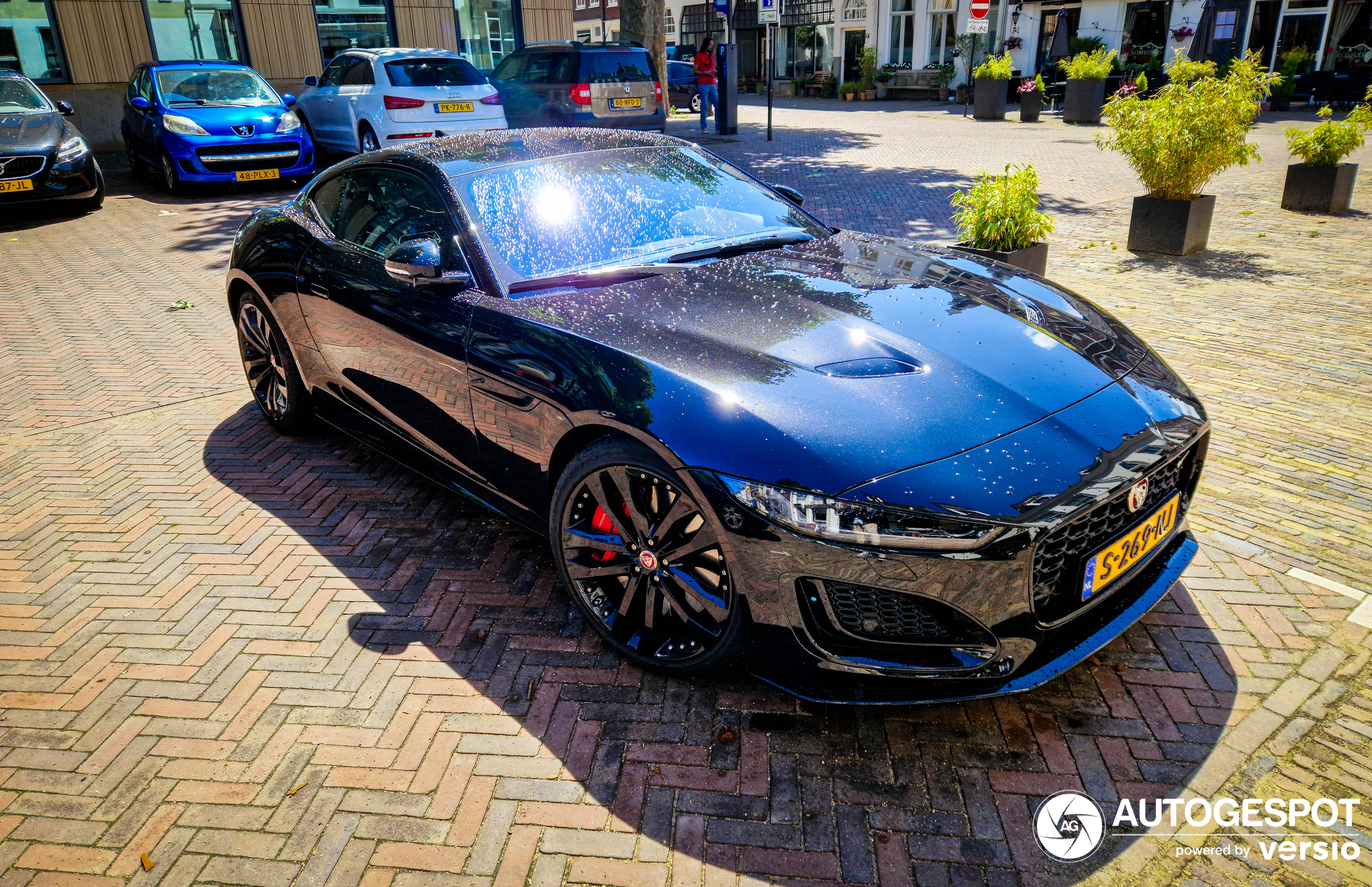 Jaguar F-TYPE P450 Coupé 2020