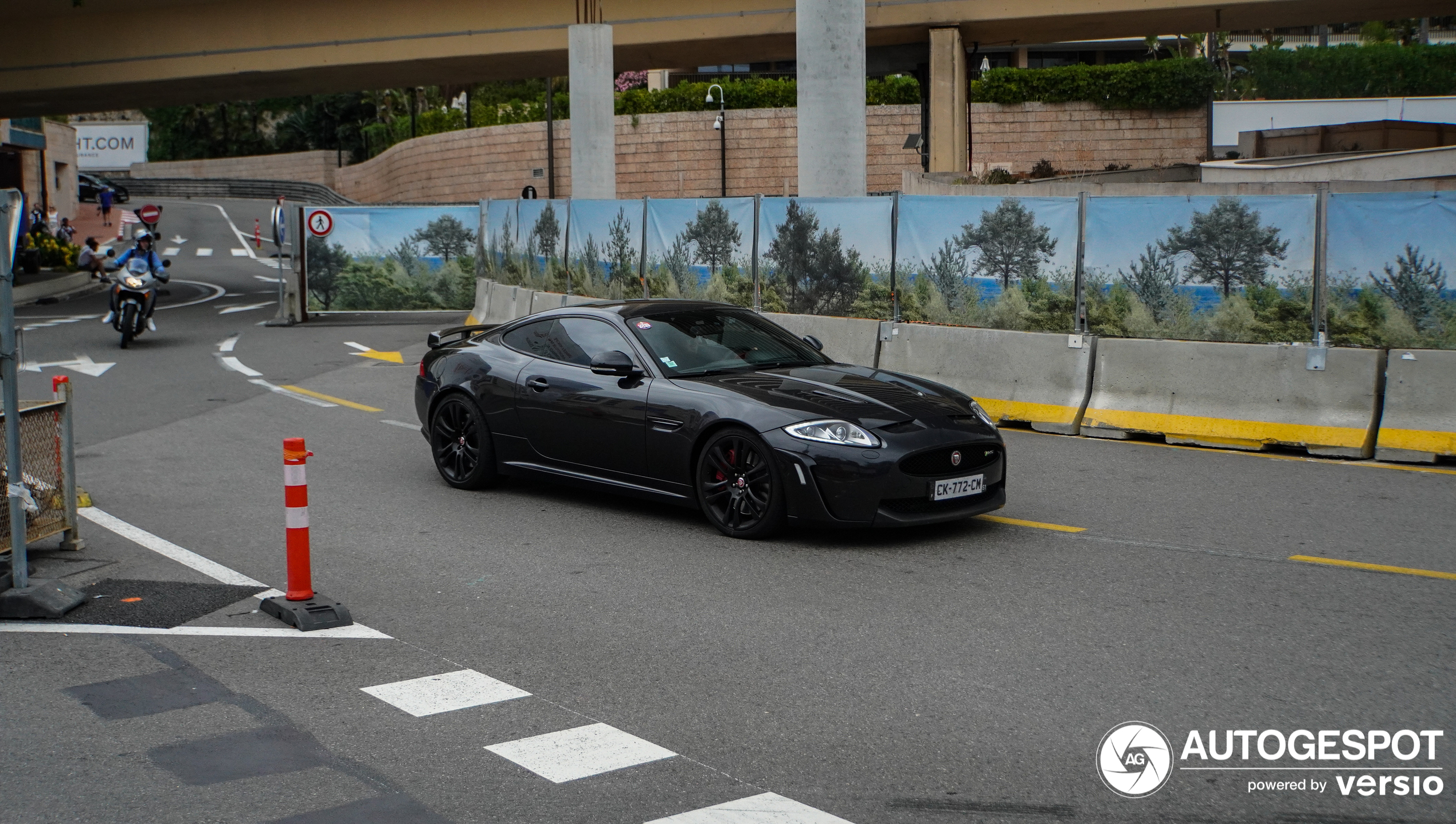 Jaguar XKR-S 2012