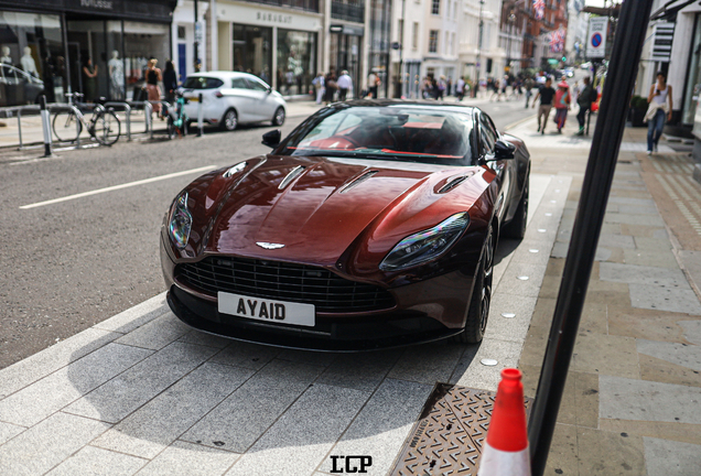 Aston Martin DB11